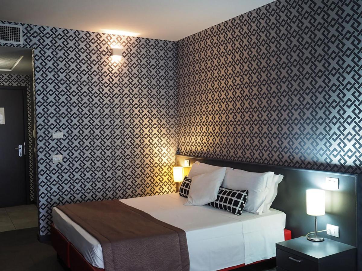 Hotel Re Testa Róma Kültér fotó