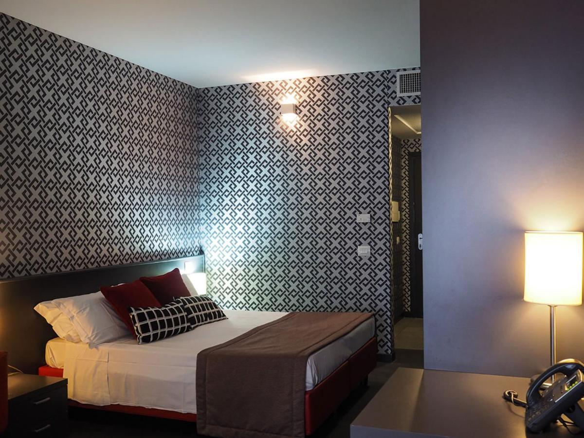 Hotel Re Testa Róma Kültér fotó